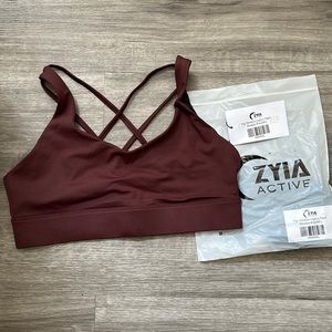 NWT Zyia Summer Fig Light n Tight Strappy Bra
